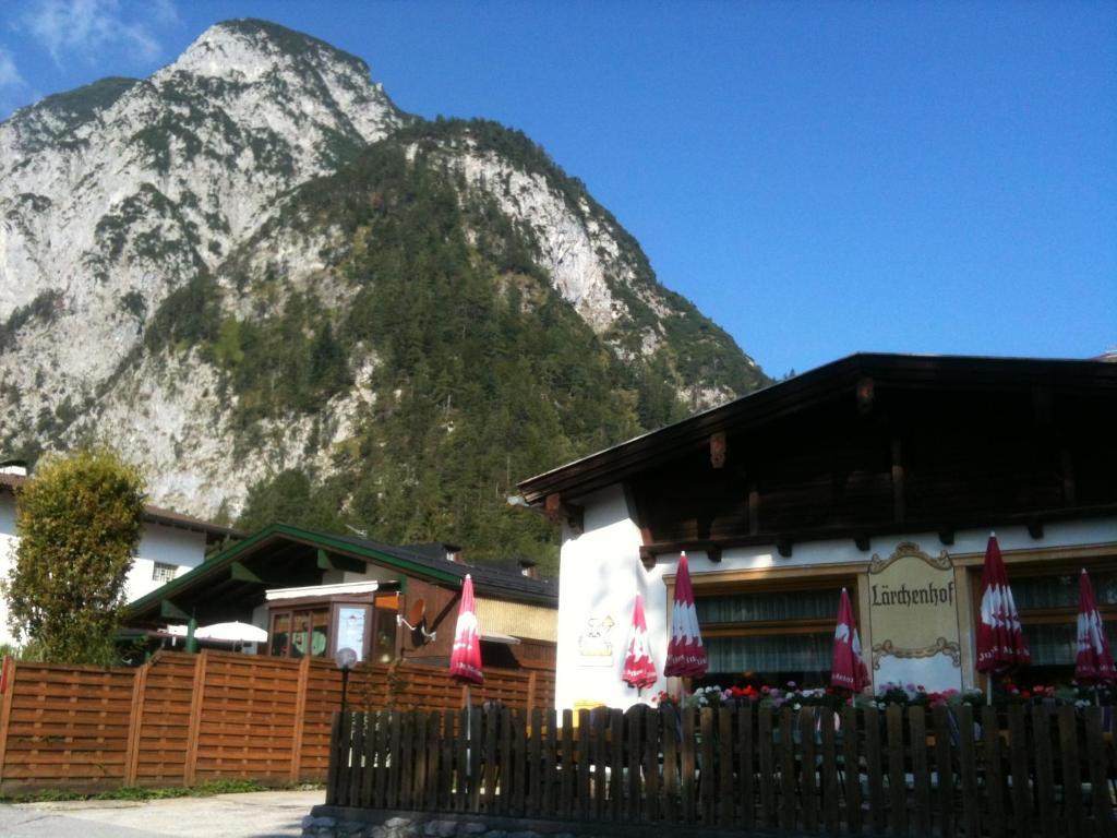 Pension Larchenhof Маурах Екстериор снимка